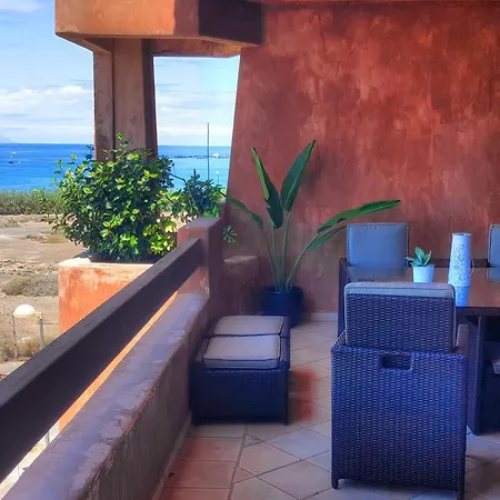 公寓 Guehebey Ocean View *